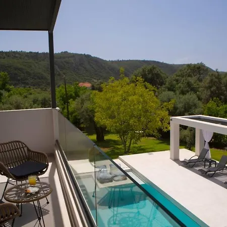 Villa Brand New Karidia *